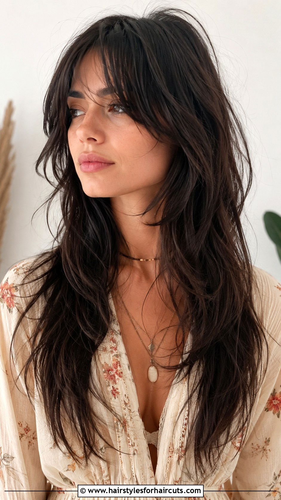 Long Shag Haircut - 25 famous haircuts - 25 famous haircuts