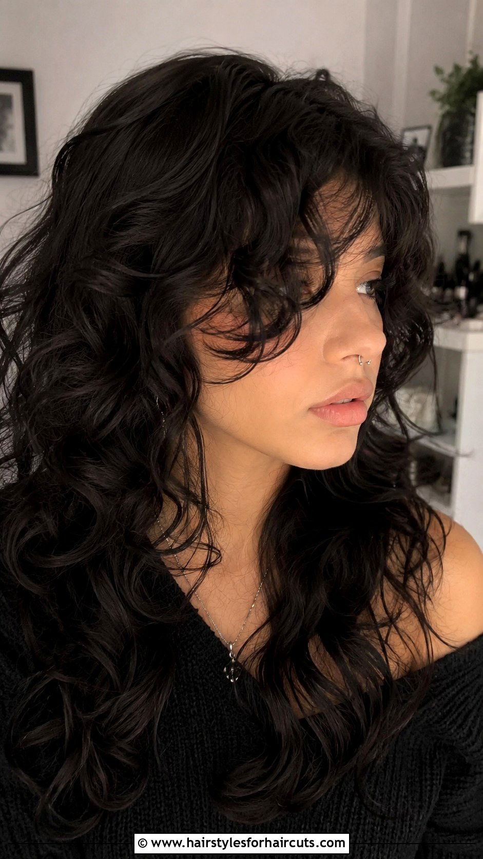 Long Sweeping Bangs Emo Curls - 25 emo hairstyles for curly hair - 25 emo hairstyles for curly hair