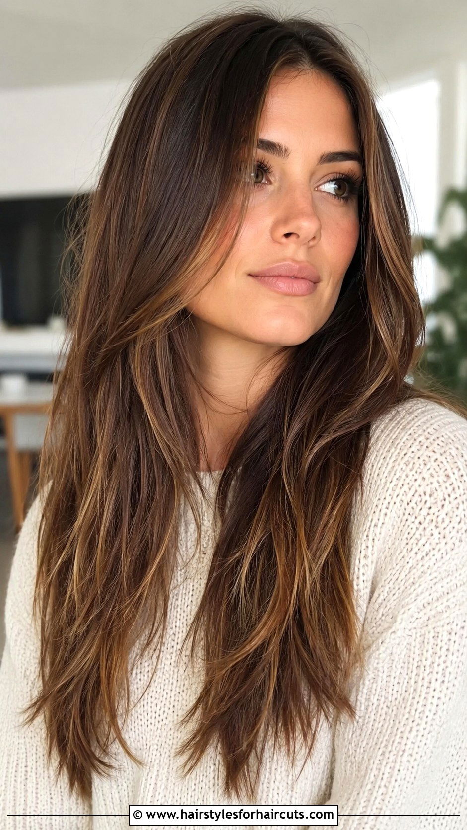 Long Textured Ends Haircut - 25 best long hairstyles for women - 25 best long hairstyles for women