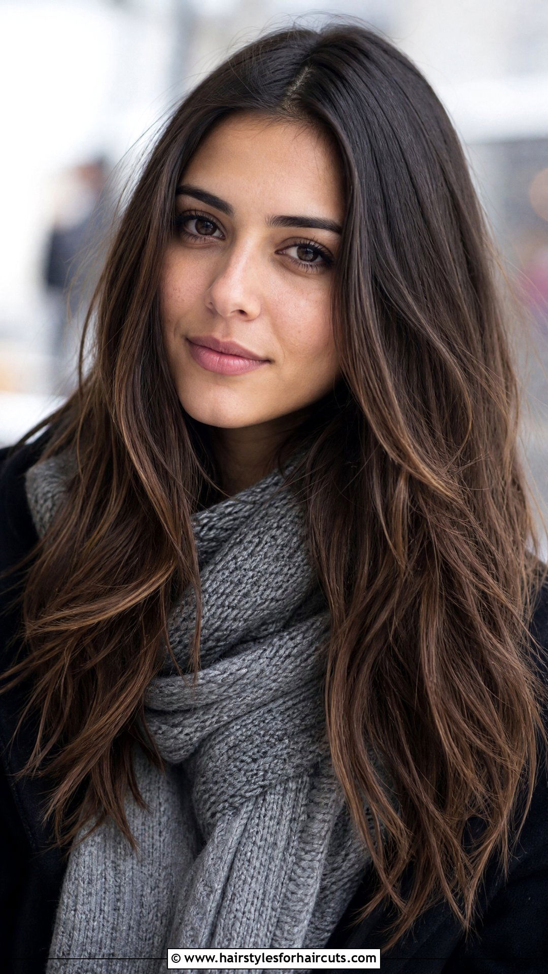 Long Textured Ends Haircut - 25 low maintenance haircuts for thin long hair - 25 low maintenance haircuts for thin long hair