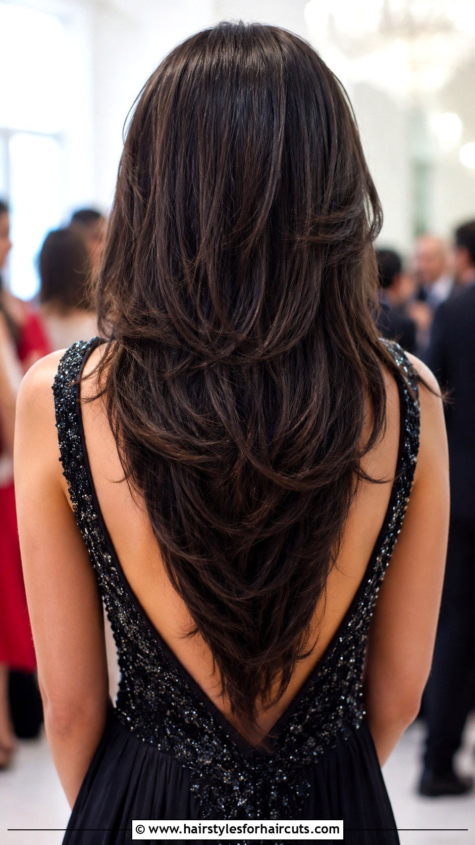 Long V Cut Layered Haircut - 25 haircuts for thick hair round face - 25 haircuts for thick hair round face