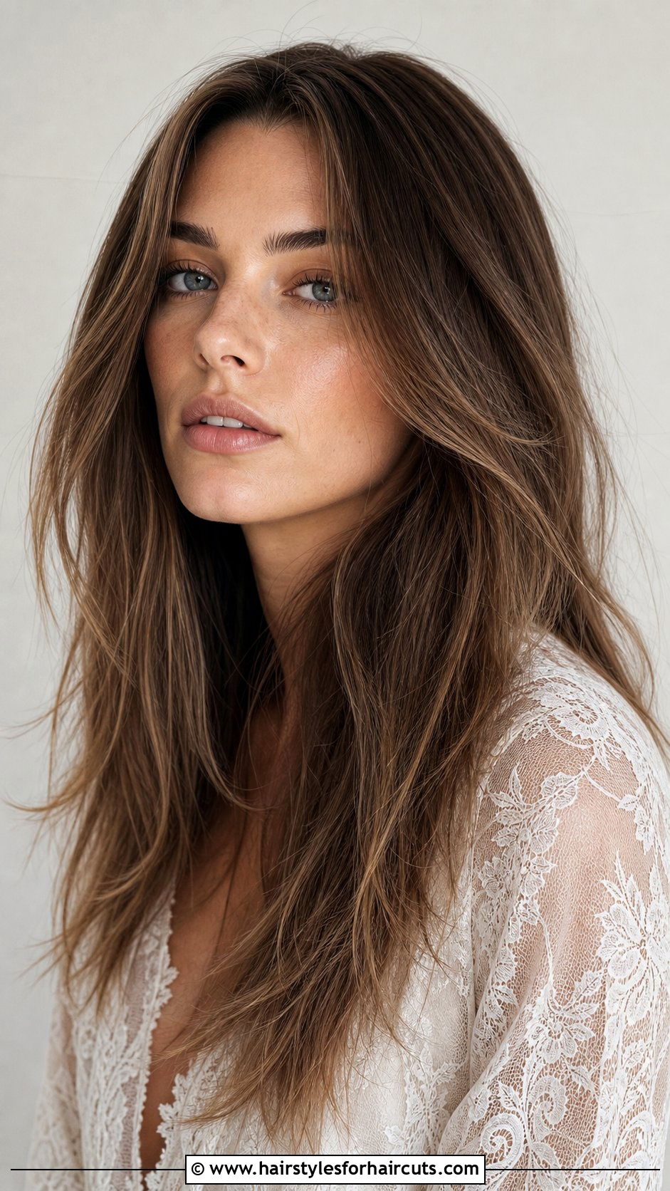 Long Wispy Ends - 25 clean up haircuts for long hair - 25 clean up haircuts for long hair