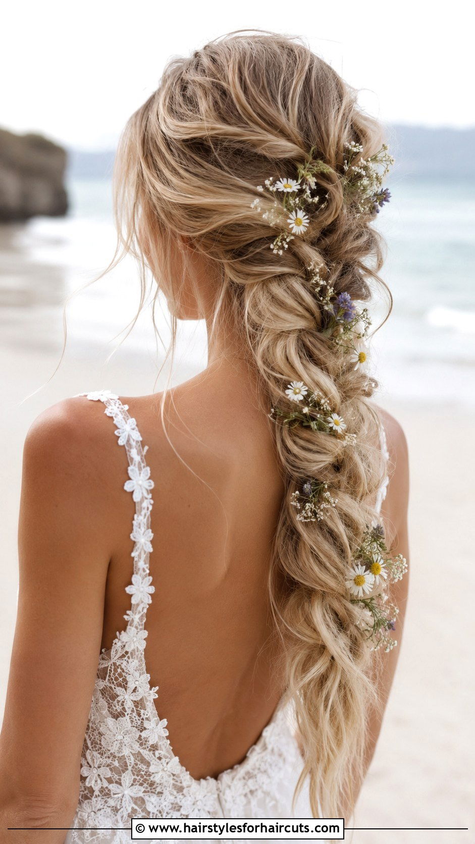 Loose Bohemian Braid - 25 elegant wedding hairstyles for long hair - 25 elegant wedding hairstyles for long hair
