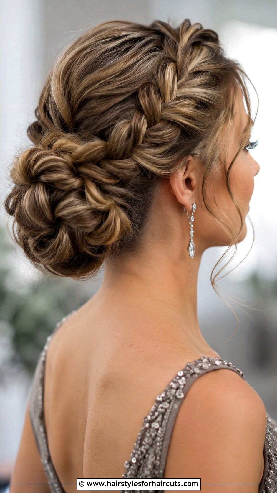 Loose Chignon - 25 loose hairstyles - 25 loose hairstyles