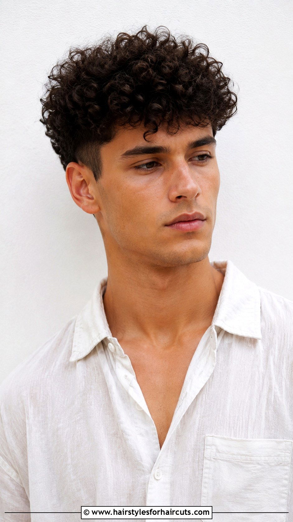 Loose Curly Top - 25 baseball haircuts - 25 baseball haircuts