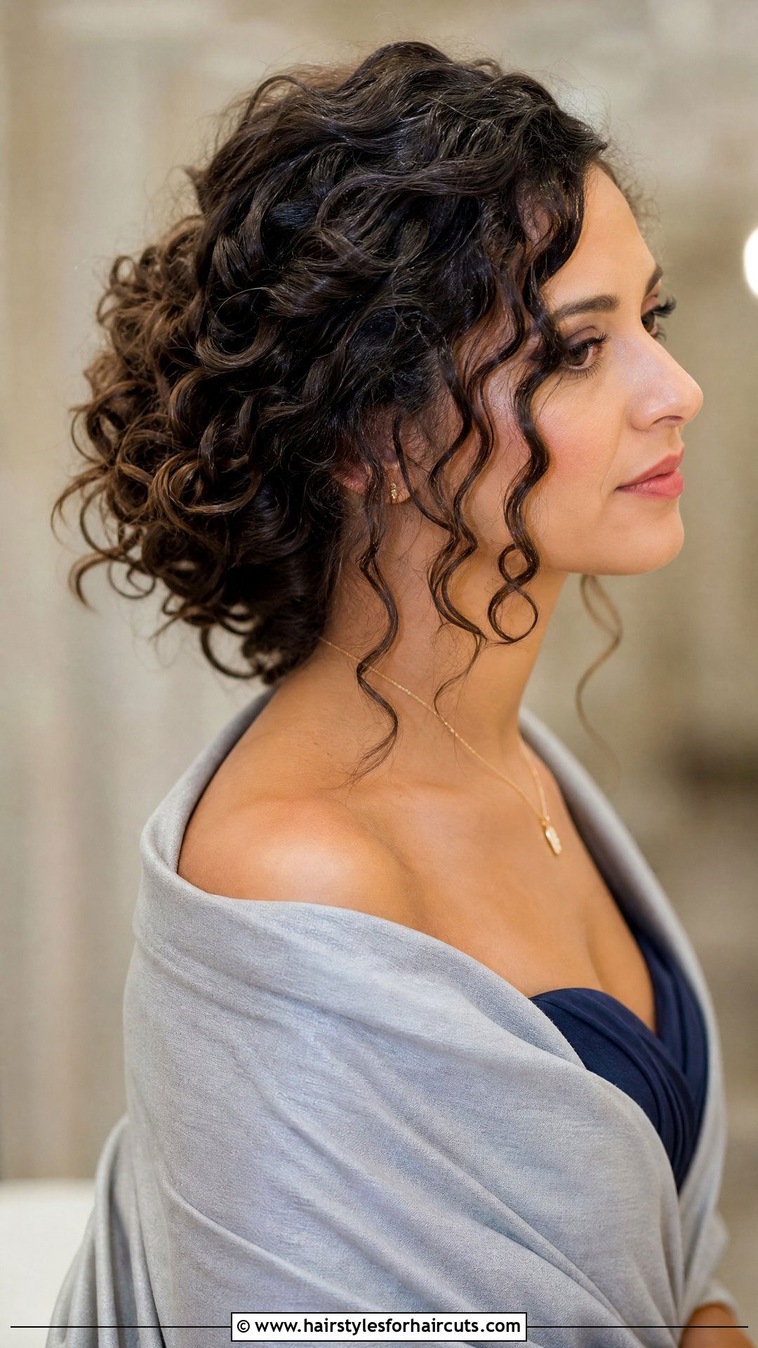 Loose Curly Updo - 25 hairstyles with curls - 25 hairstyles with curls