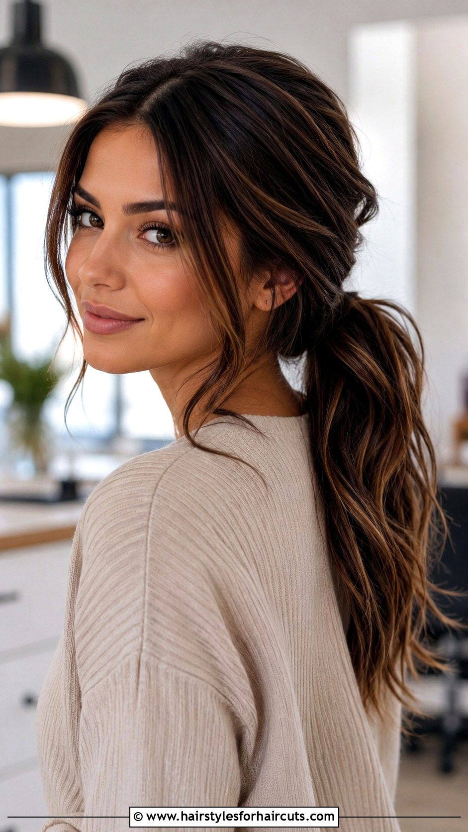 Loose Low Ponytail With Hair Extensions - 25 cute hairstyles with hair extensions - 25 cute hairstyles with hair extensions