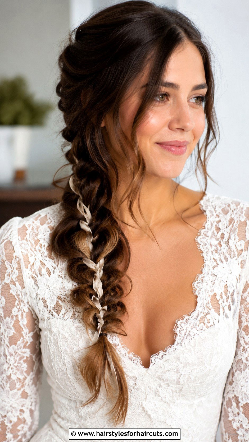 Loose Side Braid - 25 bridesmaid hairstyles for long hair - 25 bridesmaid hairstyles for long hair