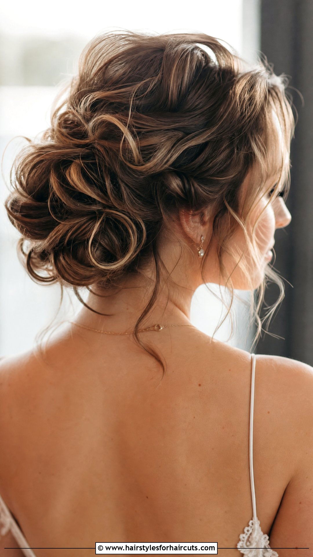 Loose Updo - 25 formal hairstyles - 25 formal hairstyles