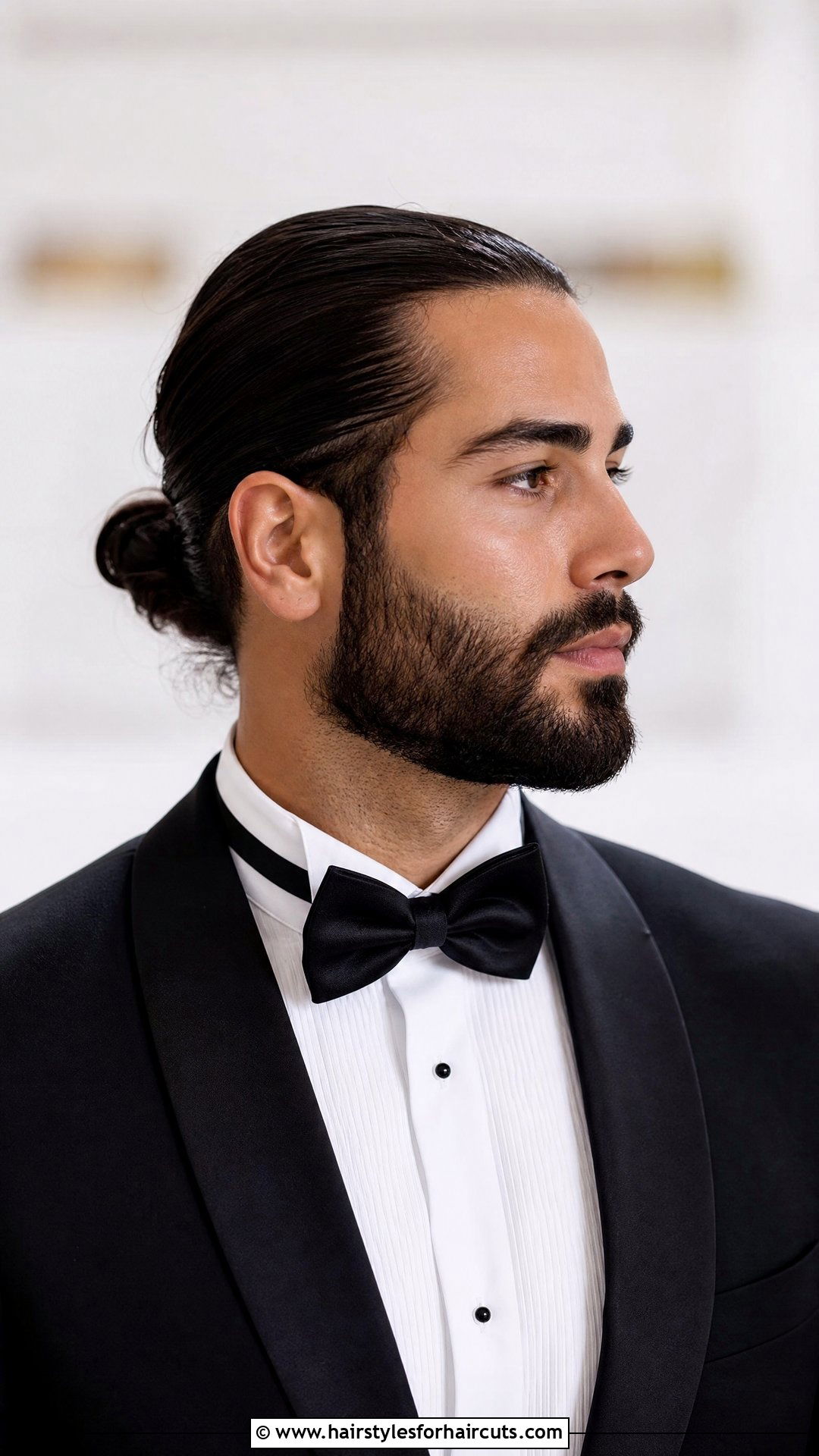 Low Bun With Impeccable Beard - 25 beard and long hairstyles - 25 beard and long hairstyles
