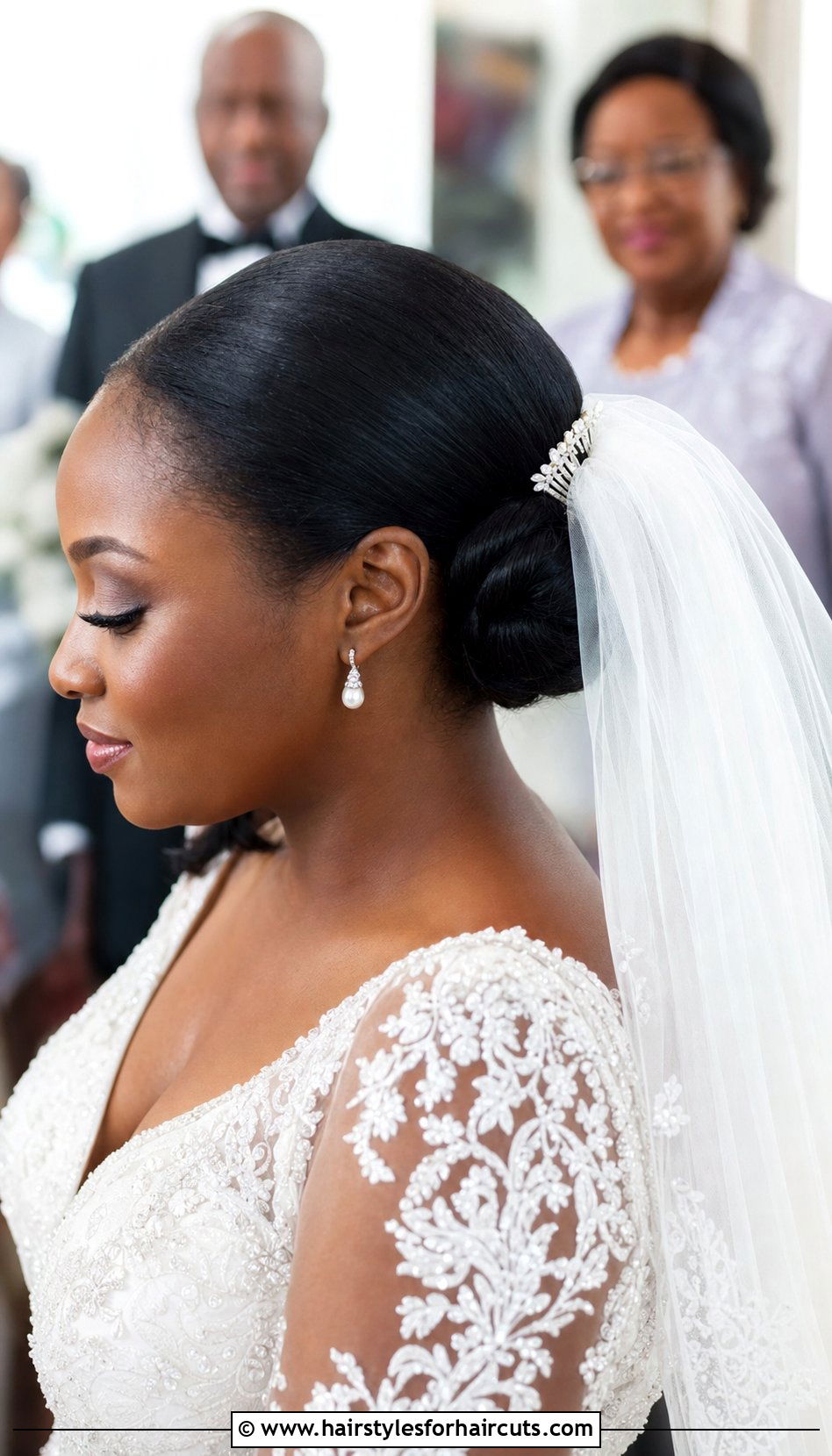 Low Bun With Veil Comb - 25 low bun hairstyles for black hair wedding - 25 low bun hairstyles for black hair wedding