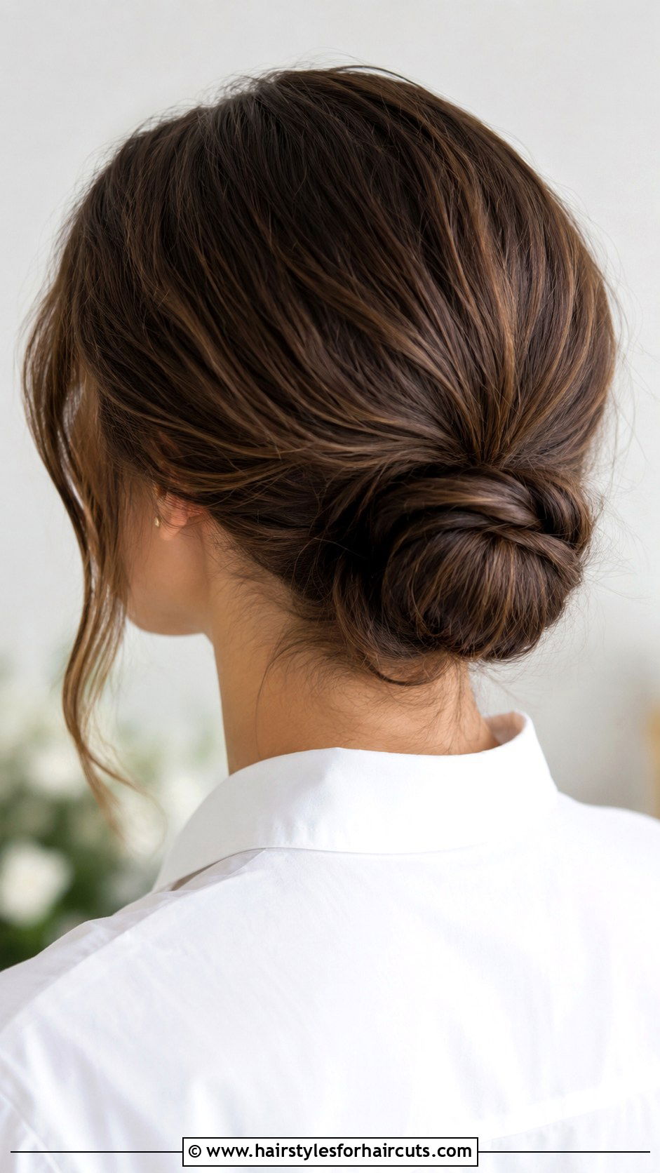 Low Chignon - 25 easy fancy hairstyles for medium hair - 25 easy fancy hairstyles for medium hair
