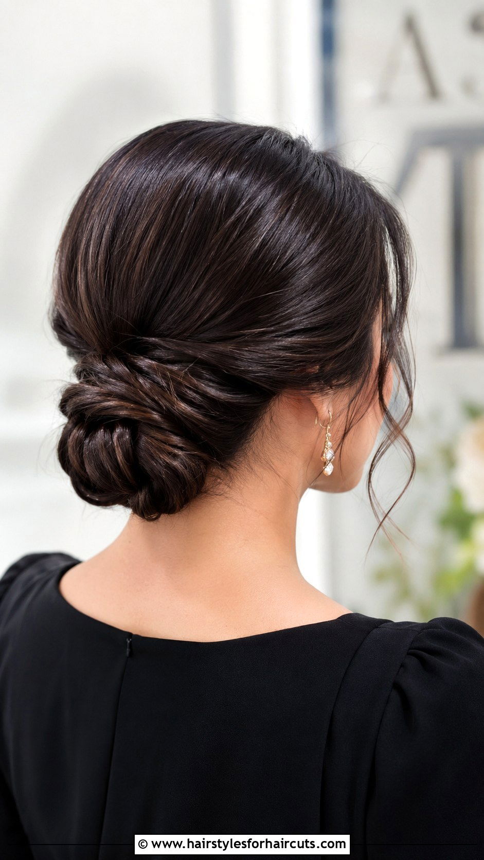 Low Chignon For Long Hair - 25 easy funeral hairstyles for long hair - 25 easy funeral hairstyles for long hair