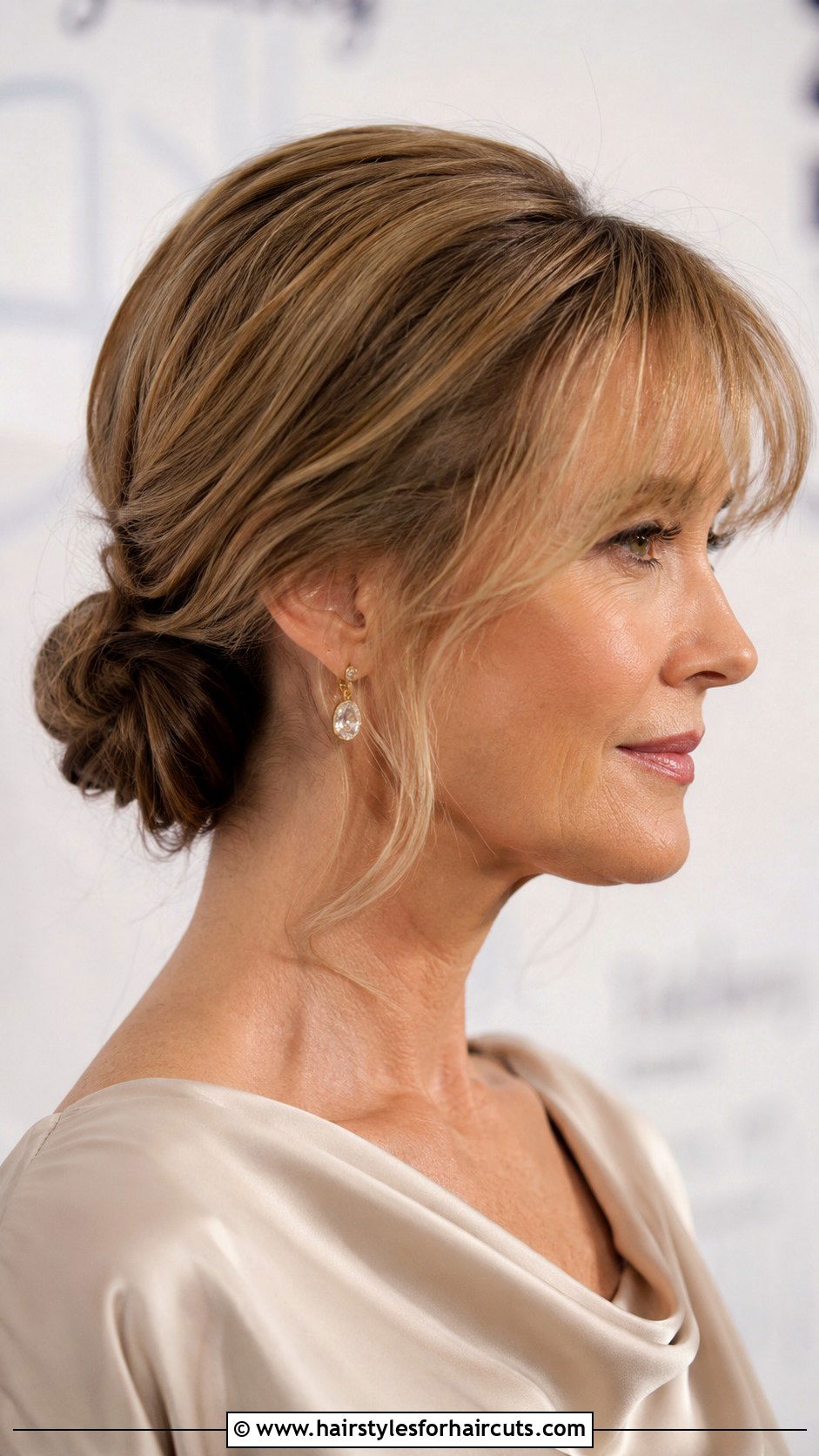 Low Chignon Longer Hair Older Women - 25 longer hairstyles for older women - 25 longer hairstyles for older women
