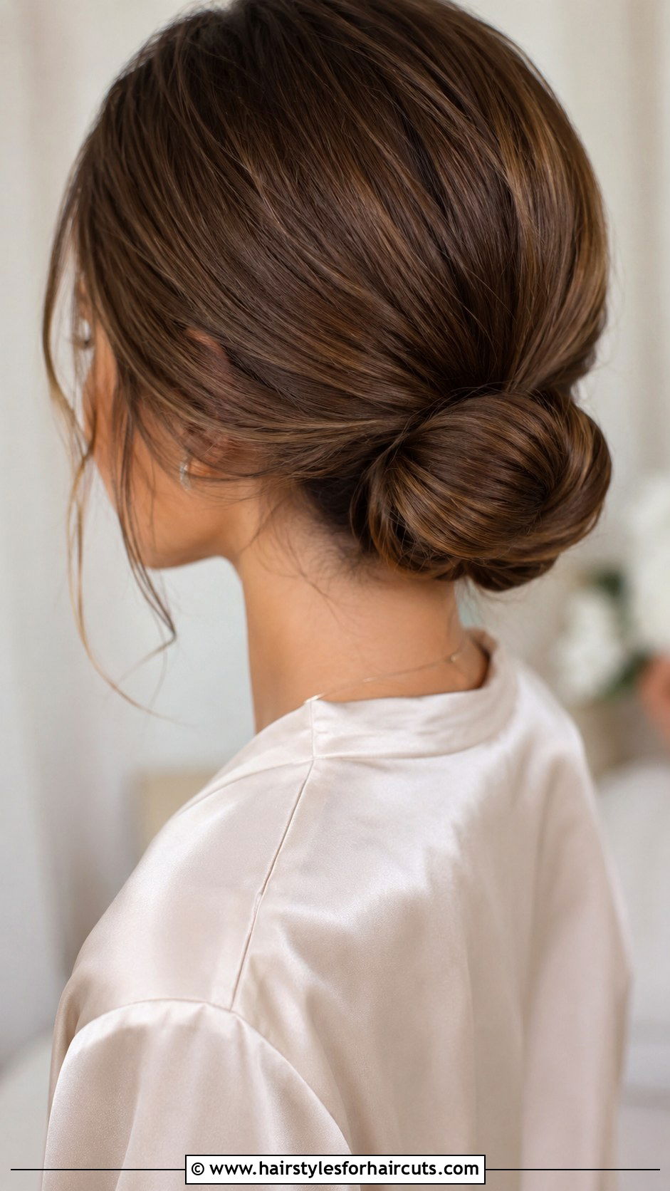 Low Chignon Medium Hair - 25 going out hairstyles for medium hair - 25 going out hairstyles for medium hair