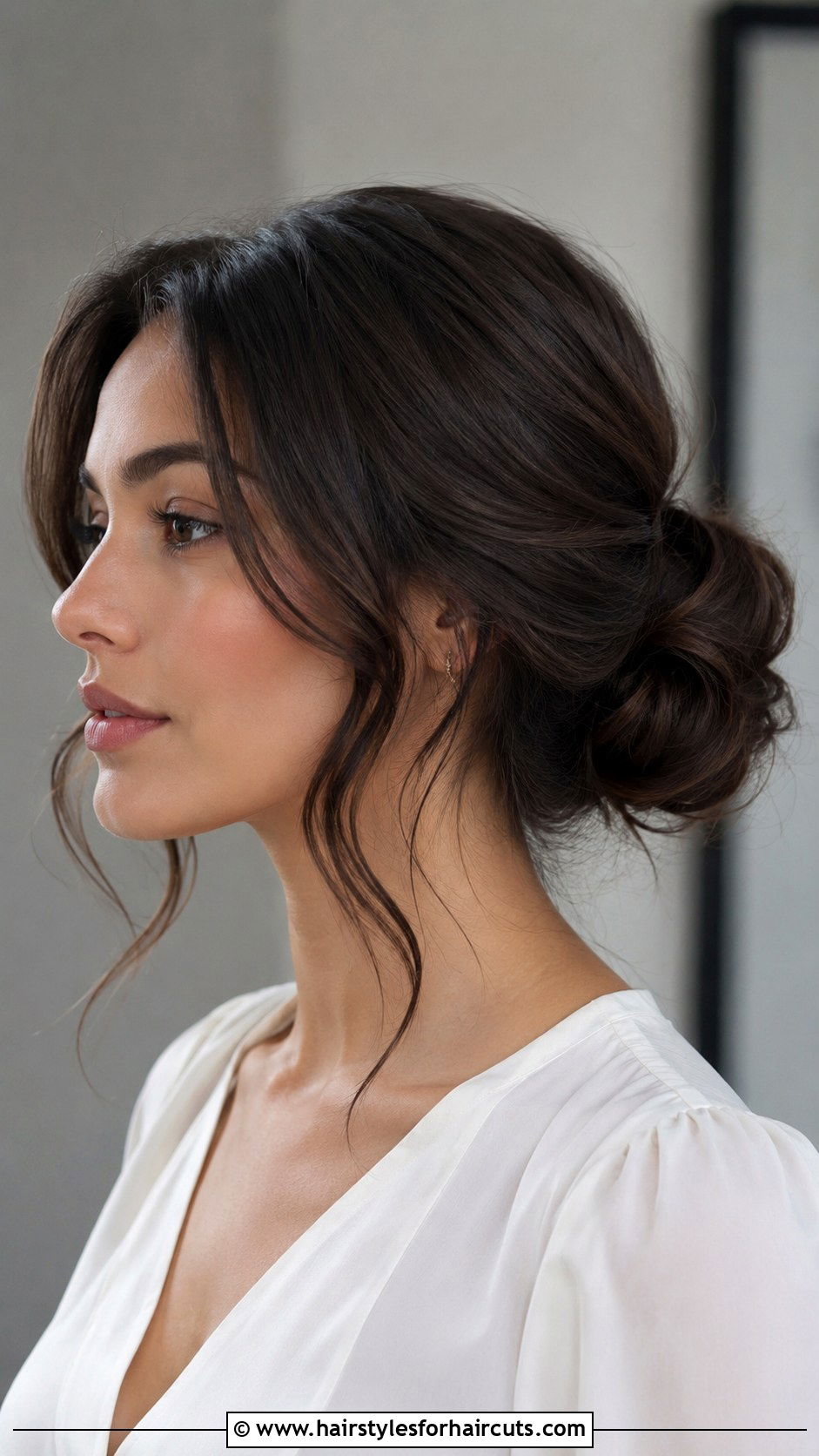Low Chignon With Face Framing Strands - 25 easy hairstyles for medium hair for school - 25 easy hairstyles for medium hair for school