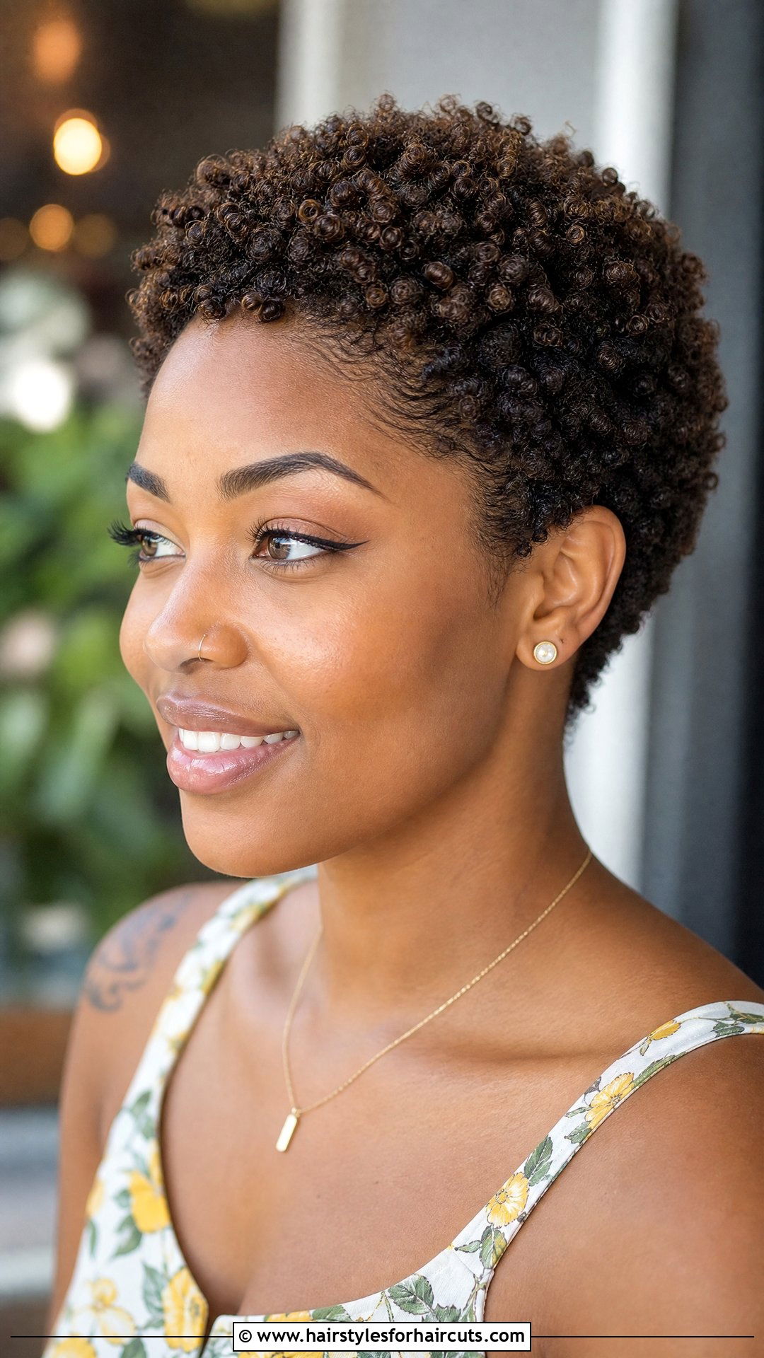 Low Cut Curly Afro - 25 woman low cut hairstyles - 25 woman low cut hairstyles