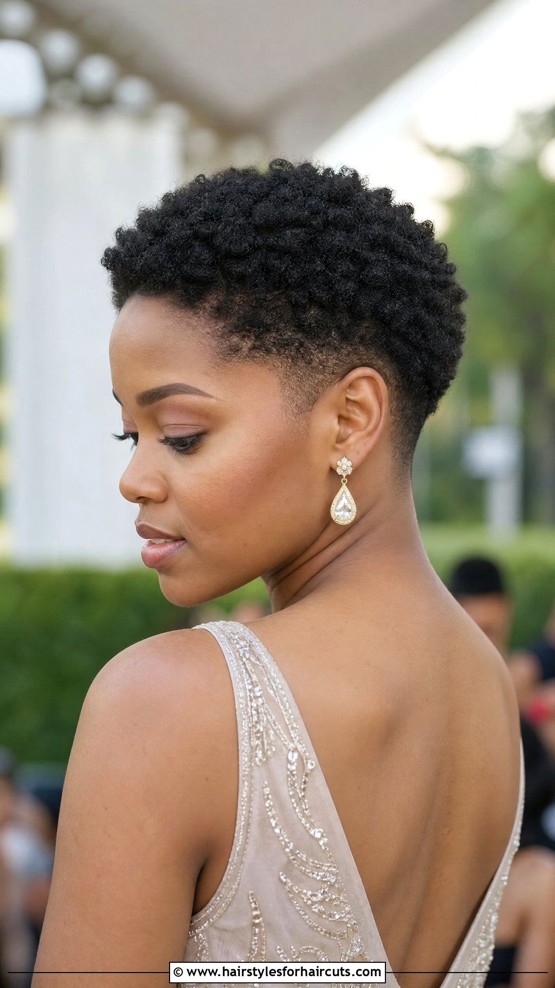 Low Cut Tapered Afro - 25 woman low cut hairstyles - 25 woman low cut hairstyles