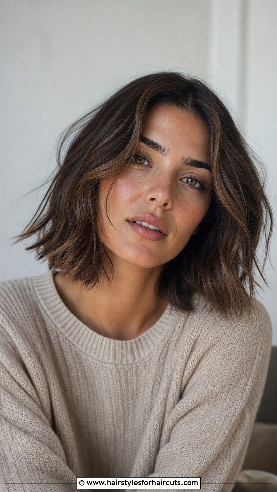 Low Maintenance Wavy Bob - 25 low haircuts for women - 25 low haircuts for women