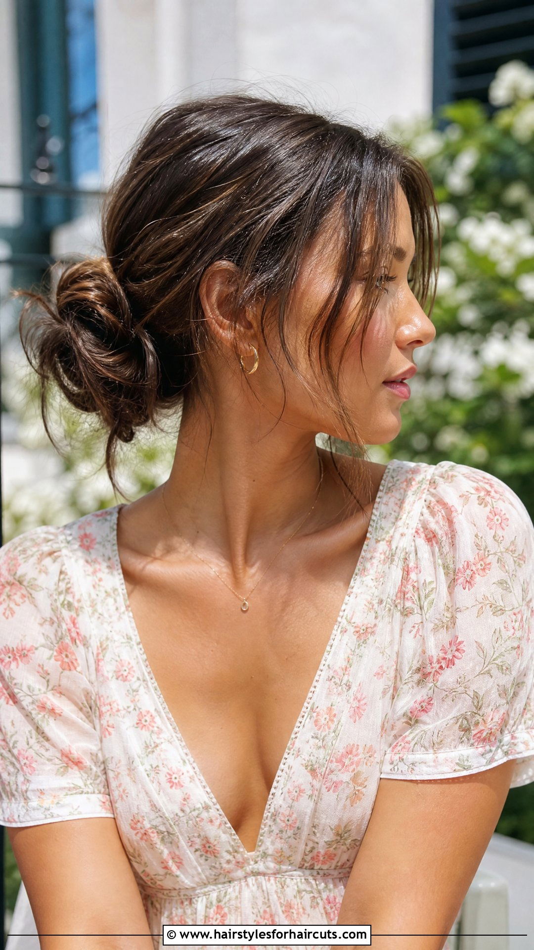 Low Messy Bun For Thin Hair - 25 formal hairstyles for thin hair - 25 formal hairstyles for thin hair
