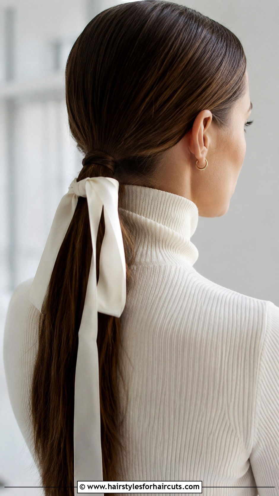 Low Ponytail With Ribbon - 25 cottagecore hairstyles long hair - 25 cottagecore hairstyles long hair