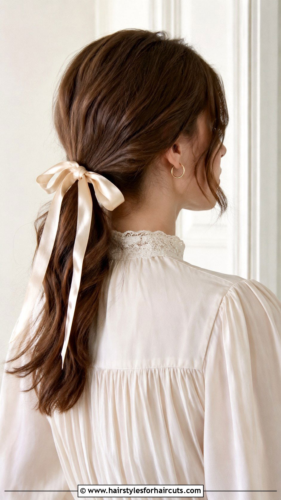 Low Ponytail With Ribbon - 25 audrey hepburn hairstyles - 25 audrey hepburn hairstyles