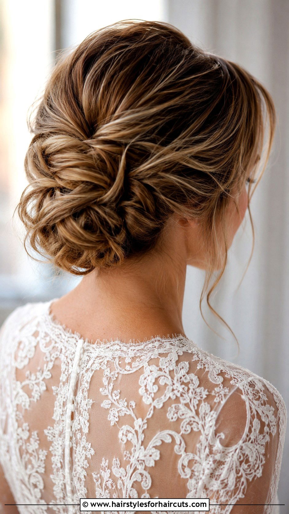 Low Rolled Updo - 25 easy hairstyles up - 25 easy hairstyles up