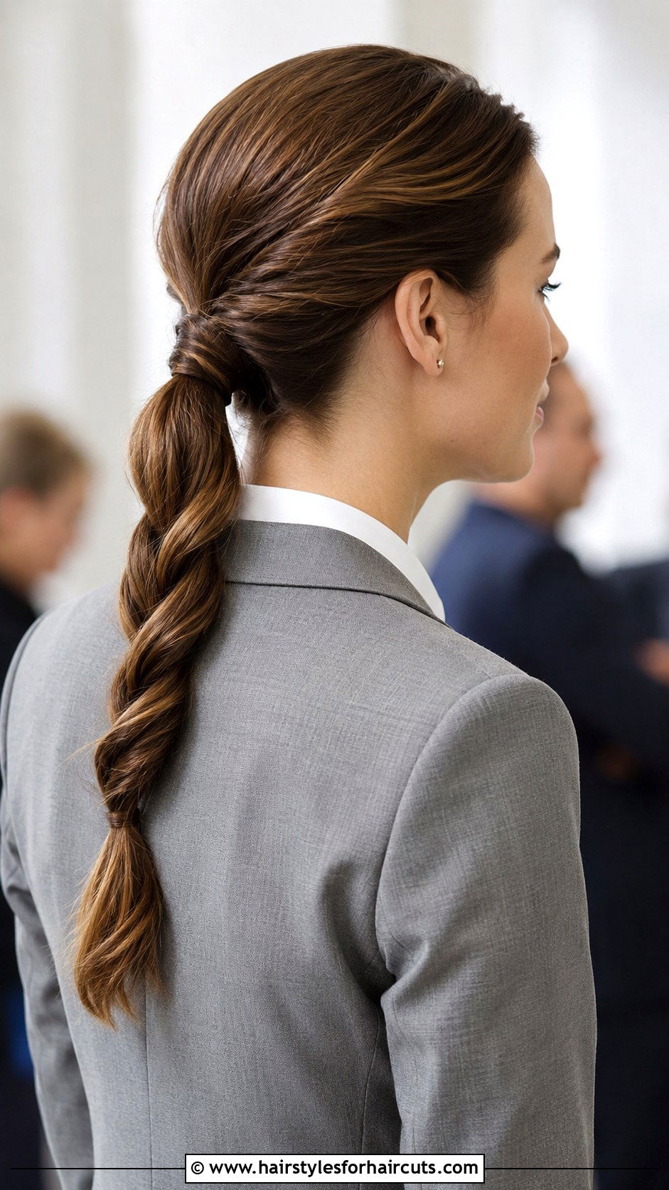 Low Twisted Ponytail Corporate - 25 corporate hairstyles female long hair - 25 corporate hairstyles female long hair