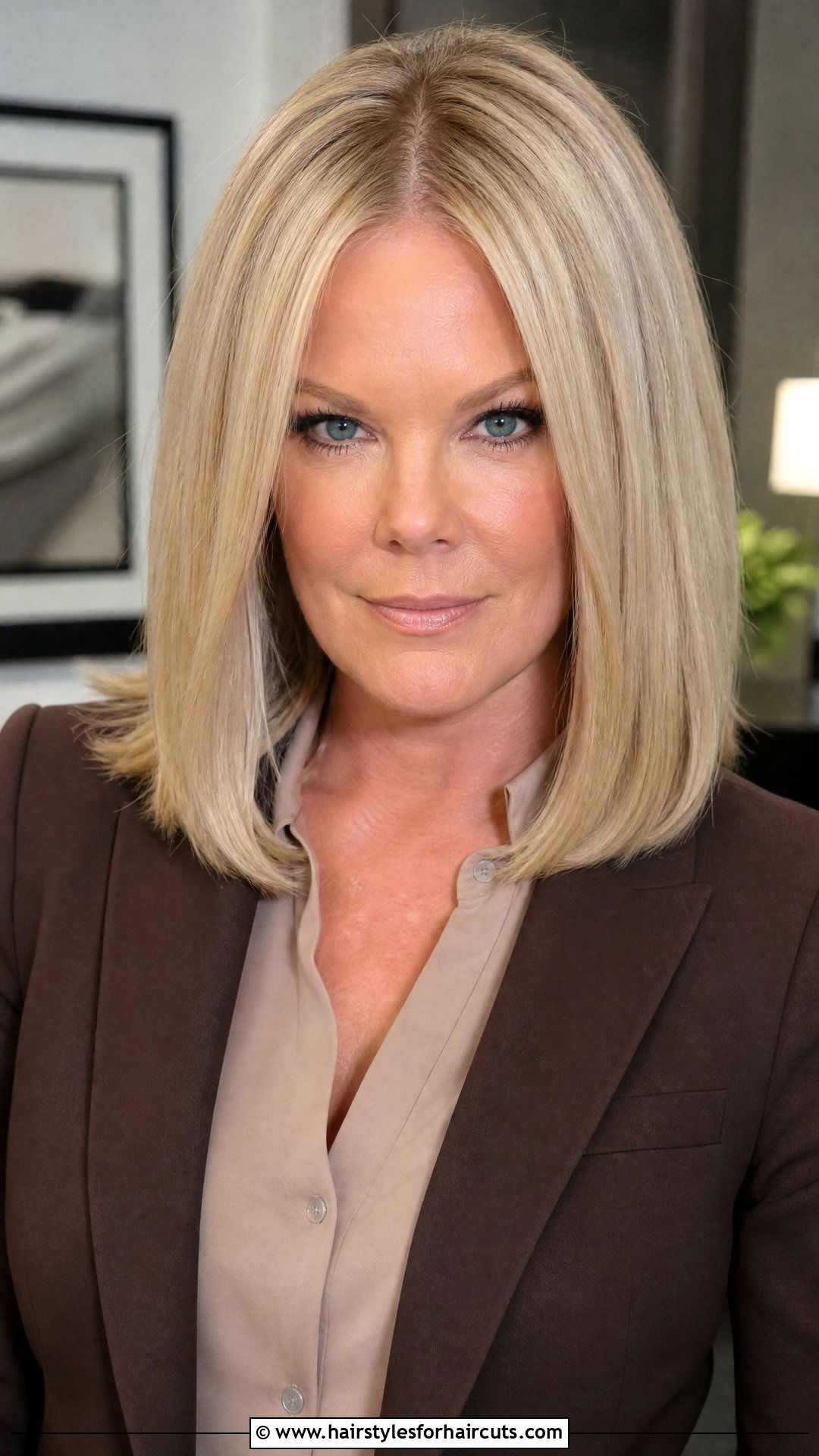 Maura West Middle Part Straight Lob - 25 hair maura west hairstyles - 25 hair maura west hairstyles