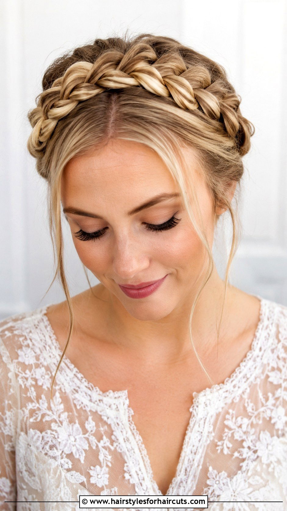 Medium Braided Crown - 25 medium hair cute hairstyles - 25 medium hair cute hairstyles