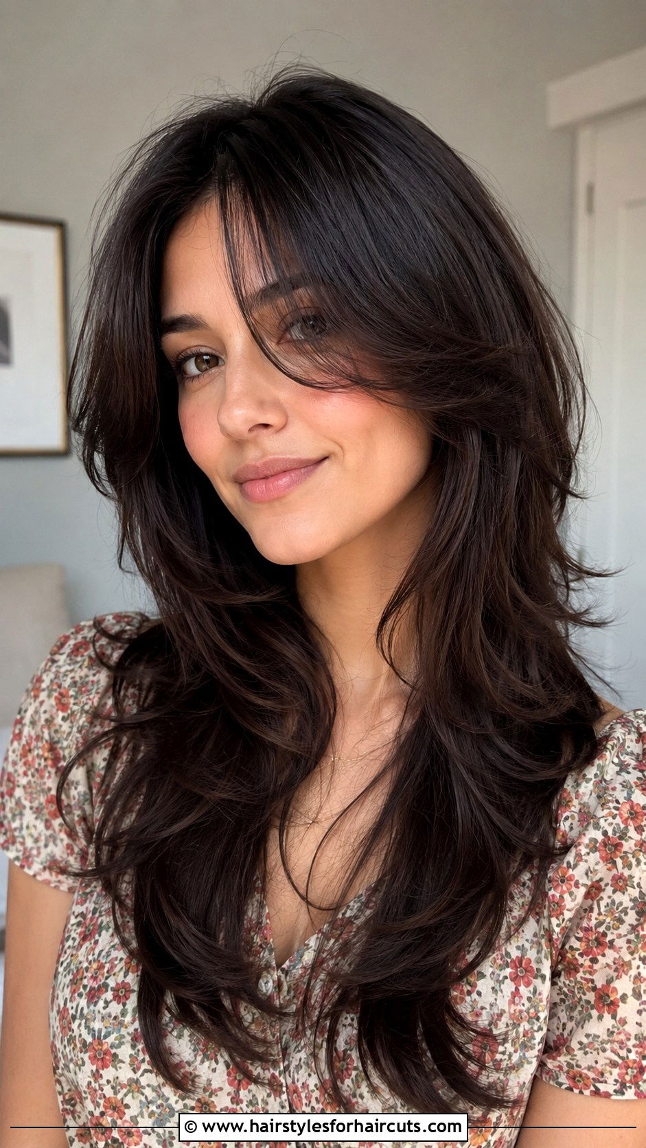 Medium Butterfly Haircut - 25 medium hair hairstyles for women - 25 medium hair hairstyles for women