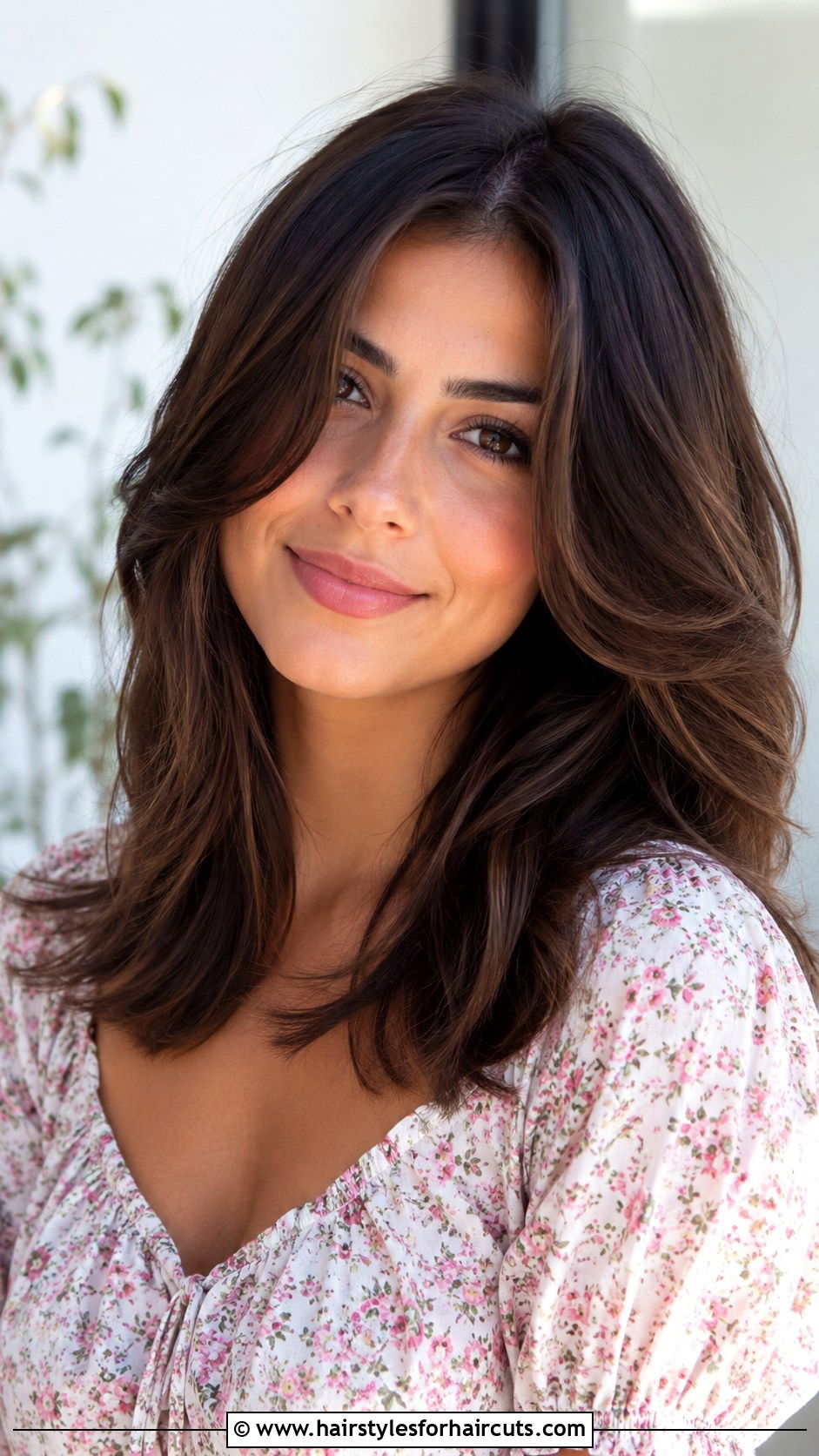 Medium Hair With Face Framing Layers - 25 hairstyles women medium length - 25 hairstyles women medium length