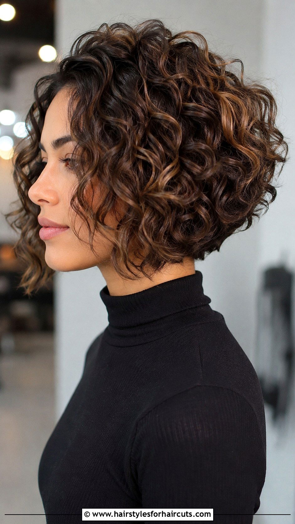 Medium Inverted Bob For Curly Hair - 25 medium haircuts for curly hair women - 25 medium haircuts for curly hair women