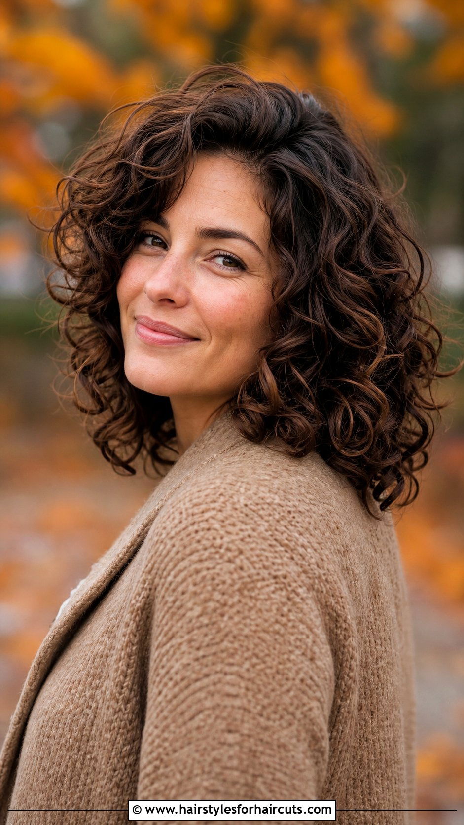 Medium Layered Curly Haircut - 25 haircuts for natural curly hair - 25 haircuts for natural curly hair