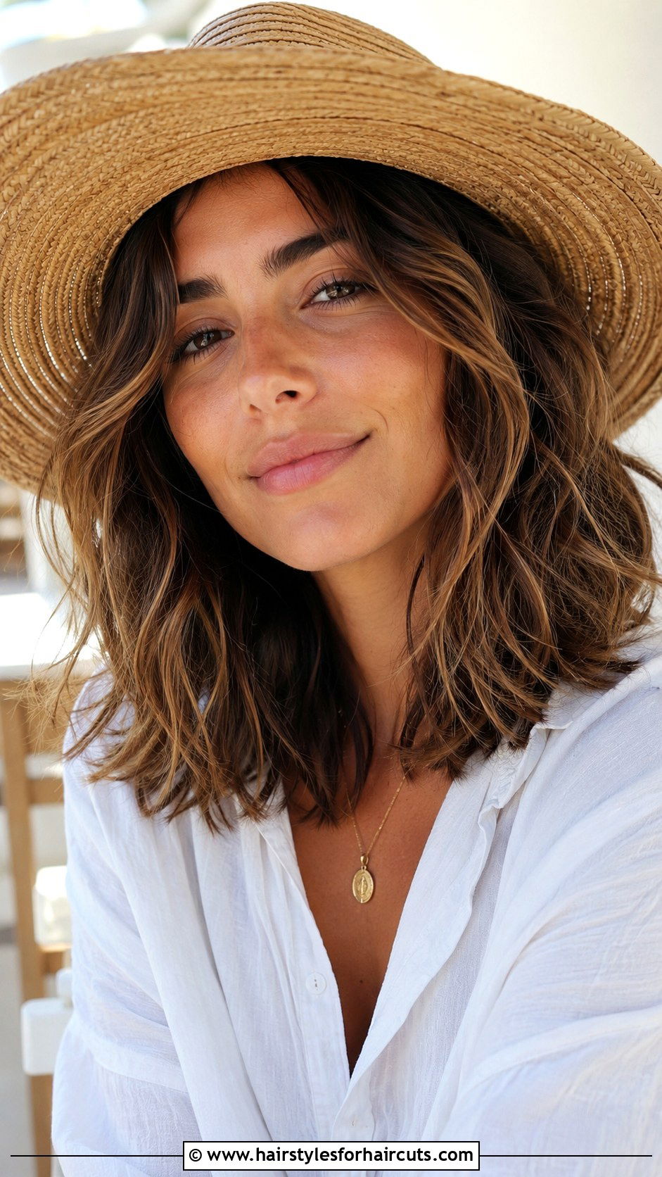 Medium Layered Wavy Cut - 25 medium layered haircuts - 25 medium layered haircuts