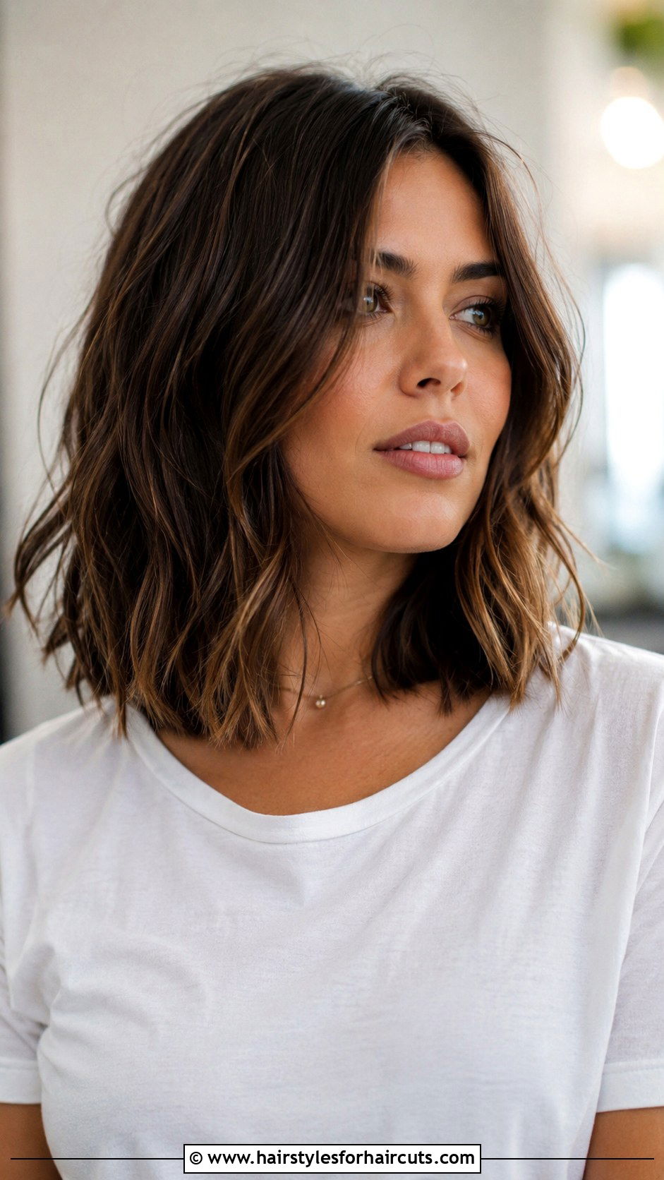 Medium Textured Haircut - 25 face framing haircuts - 25 face framing haircuts