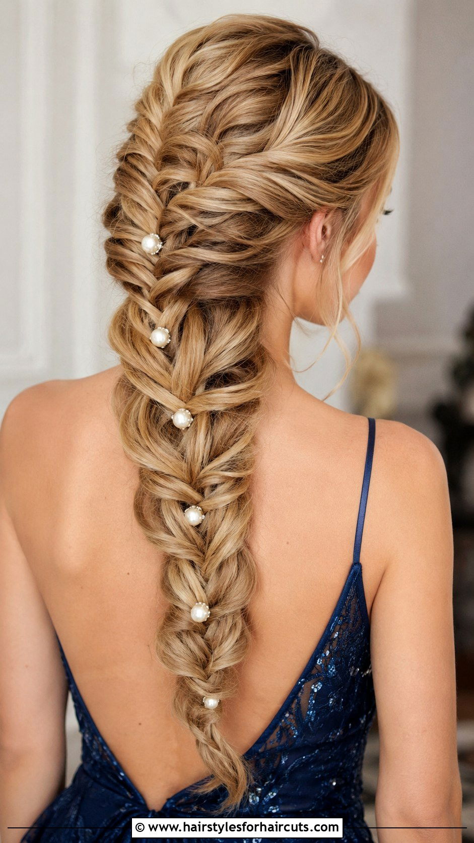 Mermaid Braid - 25 cute hairstyles for long hair with braids - 25 cute hairstyles for long hair with braids
