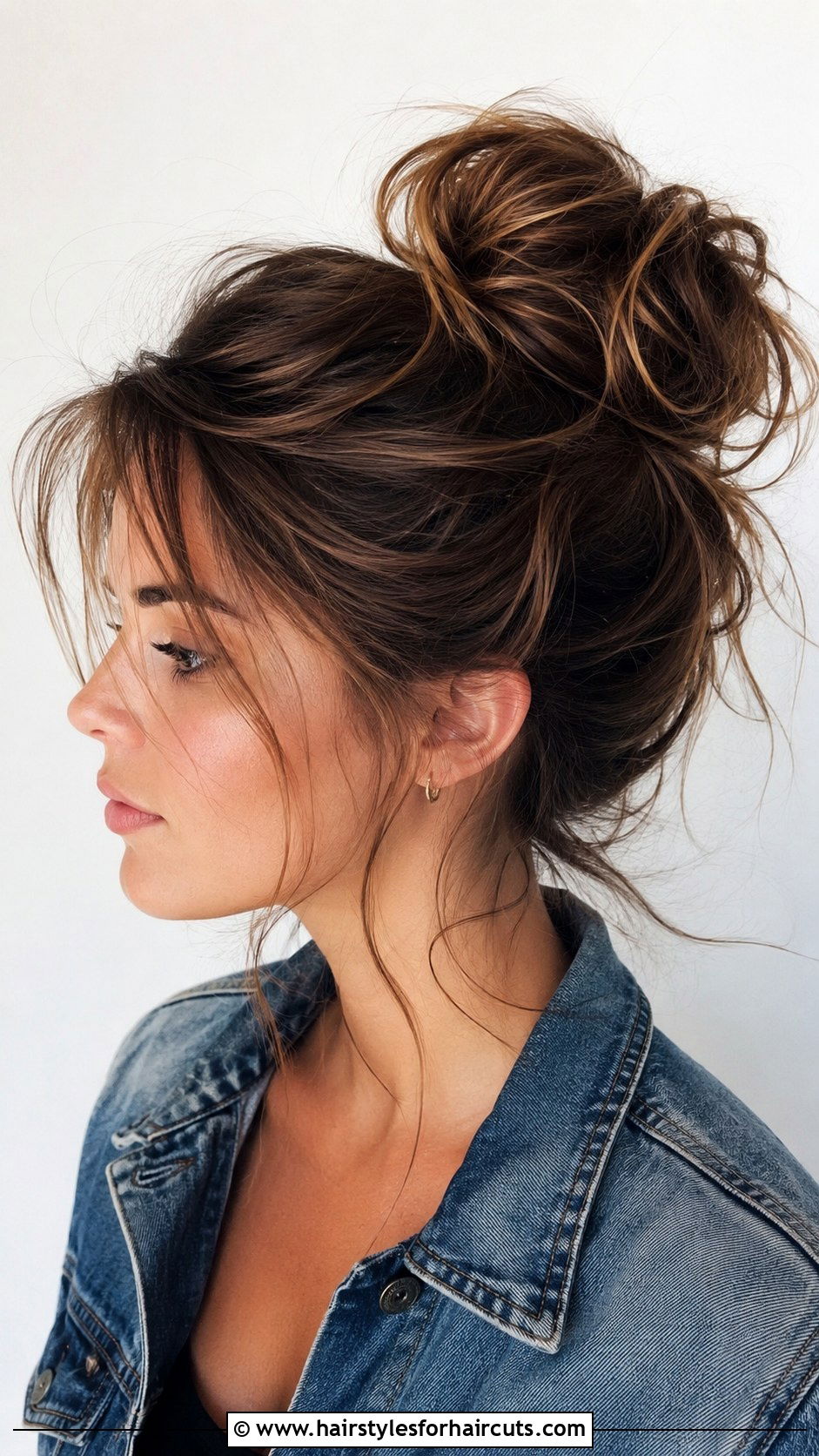 Messy Beehive Updo - 25 beehive hairstyles - 25 beehive hairstyles