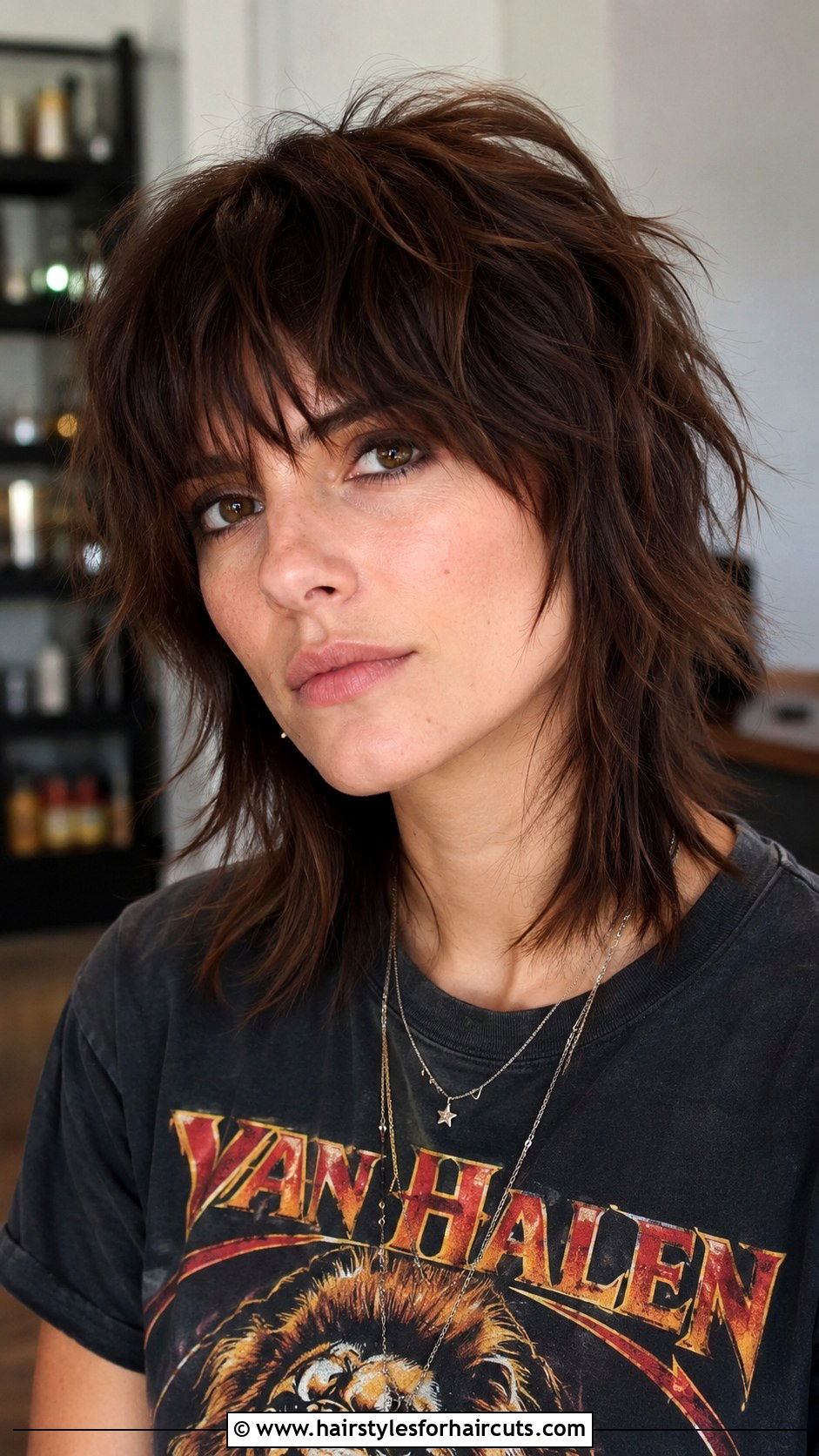 Messy Boho Short Shag - 25 boho hairstyles short hair - 25 boho hairstyles short hair