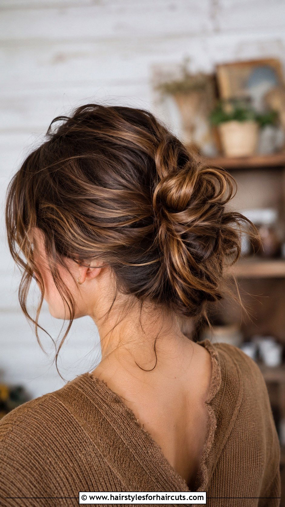 Messy Bun For Bob Length Hair - 25 bridesmaid hairstyles for short hair - 25 bridesmaid hairstyles for short hair