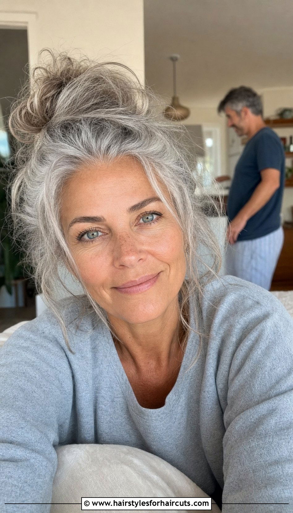 Messy Bun For Gray Hair - 25 hairstyles for gray hair - 25 hairstyles for gray hair