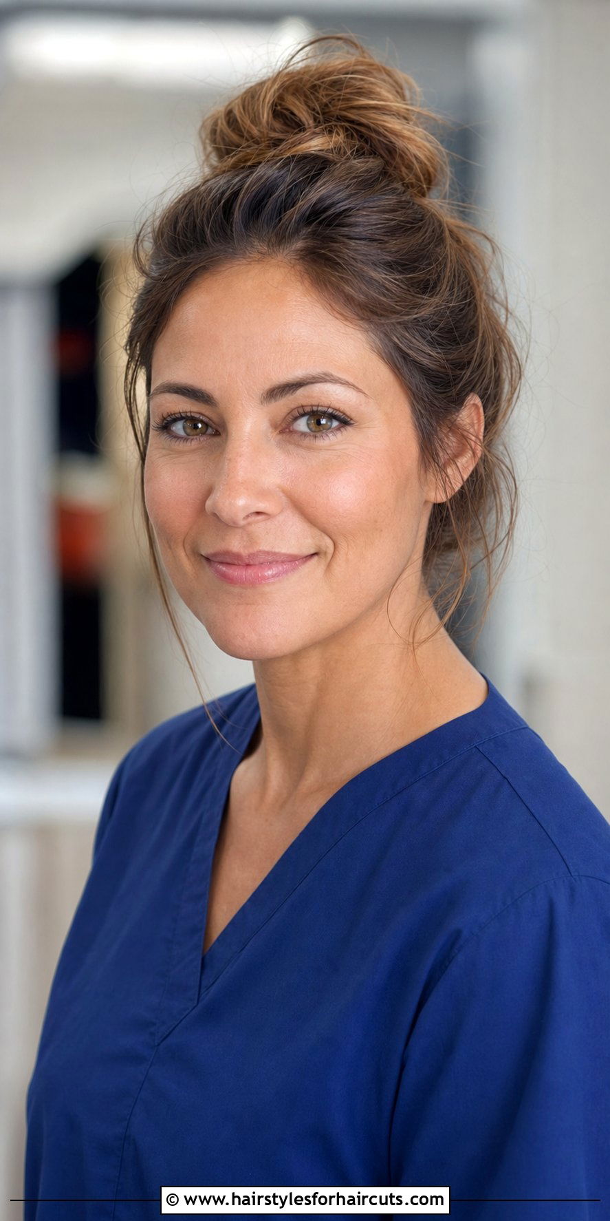 Messy Bun For Short Hair - 25 nursing hairstyles for short hair - 25 nursing hairstyles for short hair