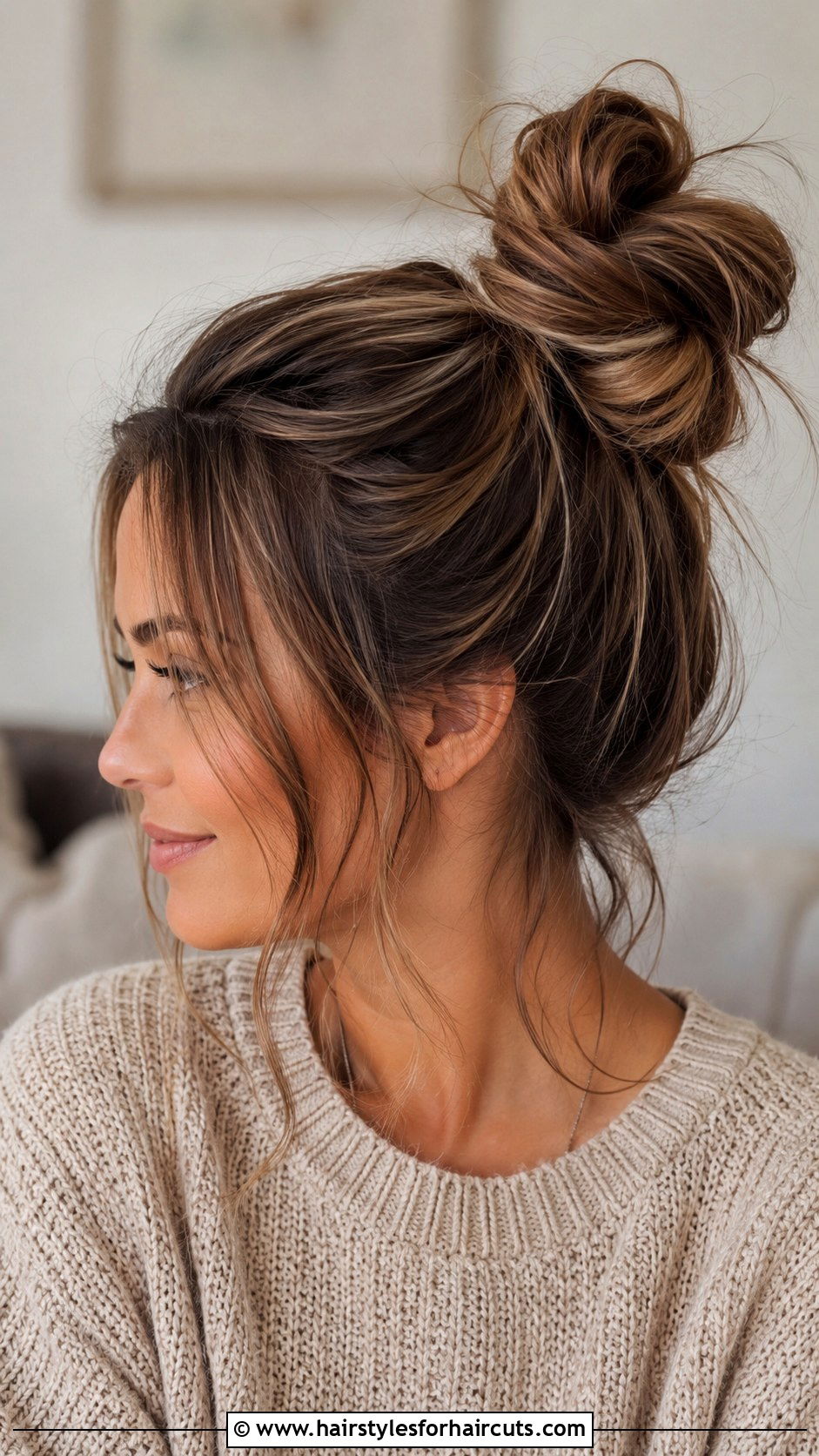 Messy Bun For Straight Hair - 25 straight hair cute hairstyles - 25 straight hair cute hairstyles