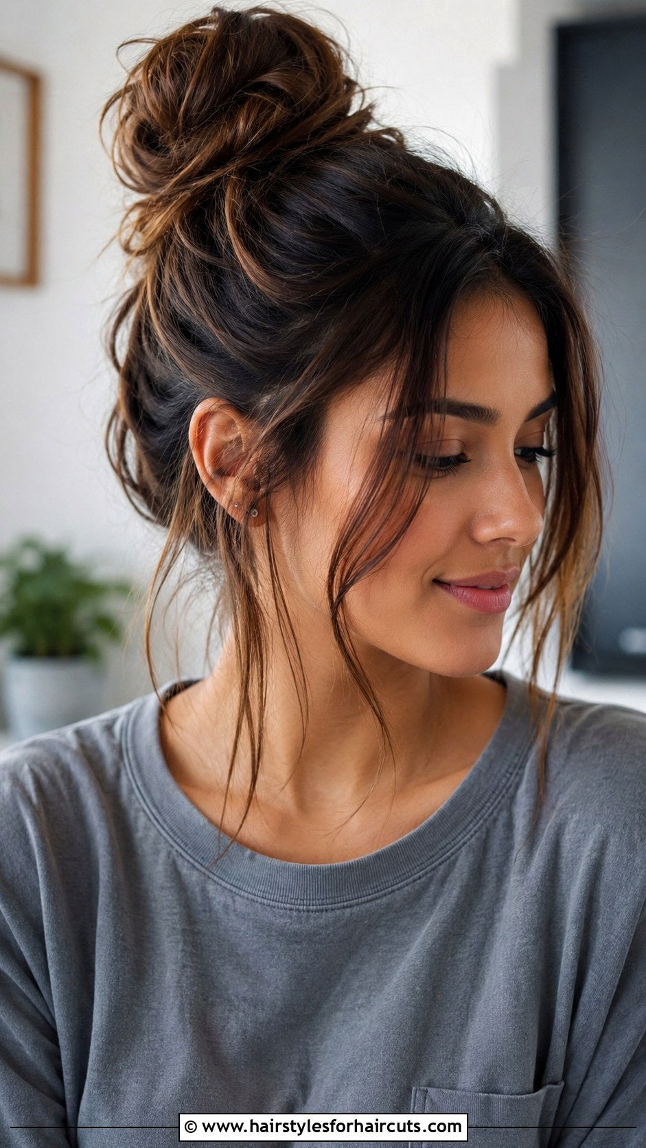 Messy Bun With Face Framing Pieces - 25 festival hairstyles - 25 festival hairstyles
