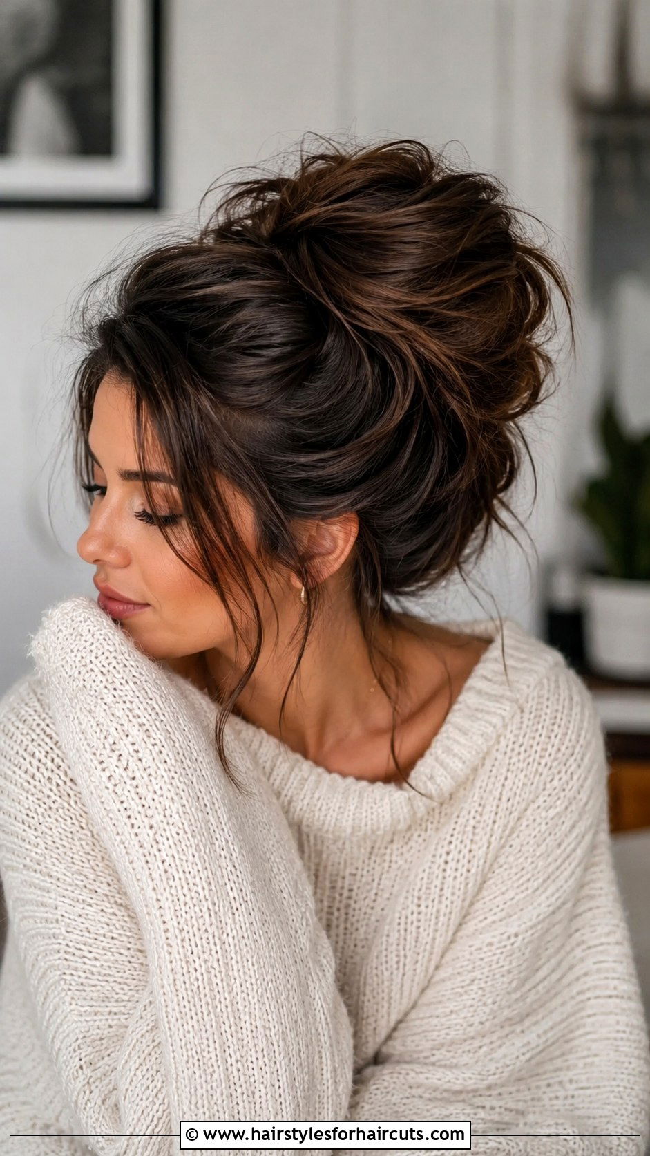Messy Bun With Volume - 25 clip in hair extensions hairstyles - 25 clip in hair extensions hairstyles