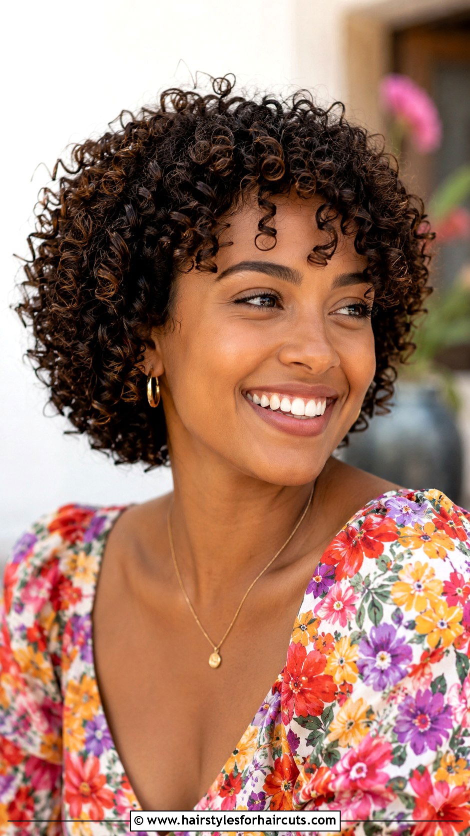 Messy Curls Short Bob - 25 curling hairstyles for short hair - 25 curling hairstyles for short hair