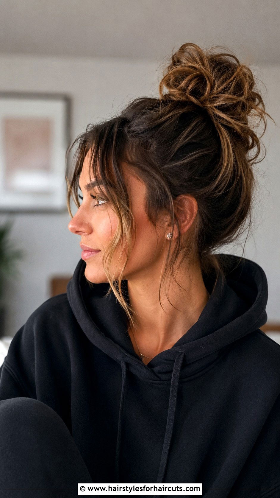 Messy Curly Bun - 25 curl hairstyles - 25 curl hairstyles