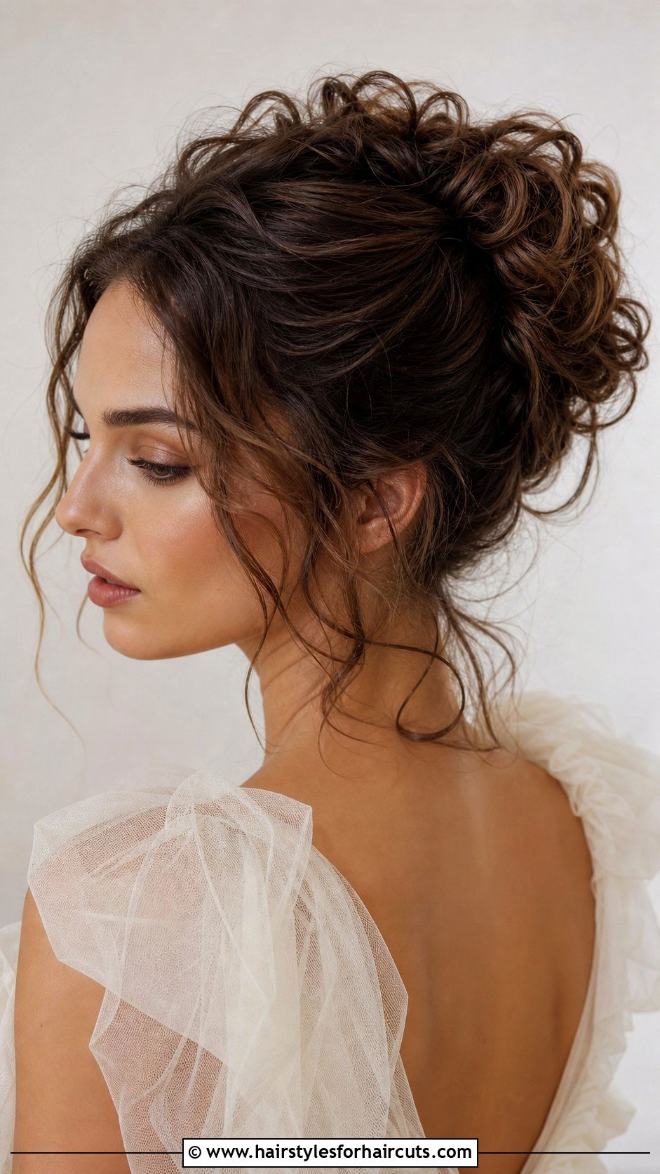 Messy Curly Bun For Short Hair - 25 bridal hairstyles for short curly hair - 25 bridal hairstyles for short curly hair