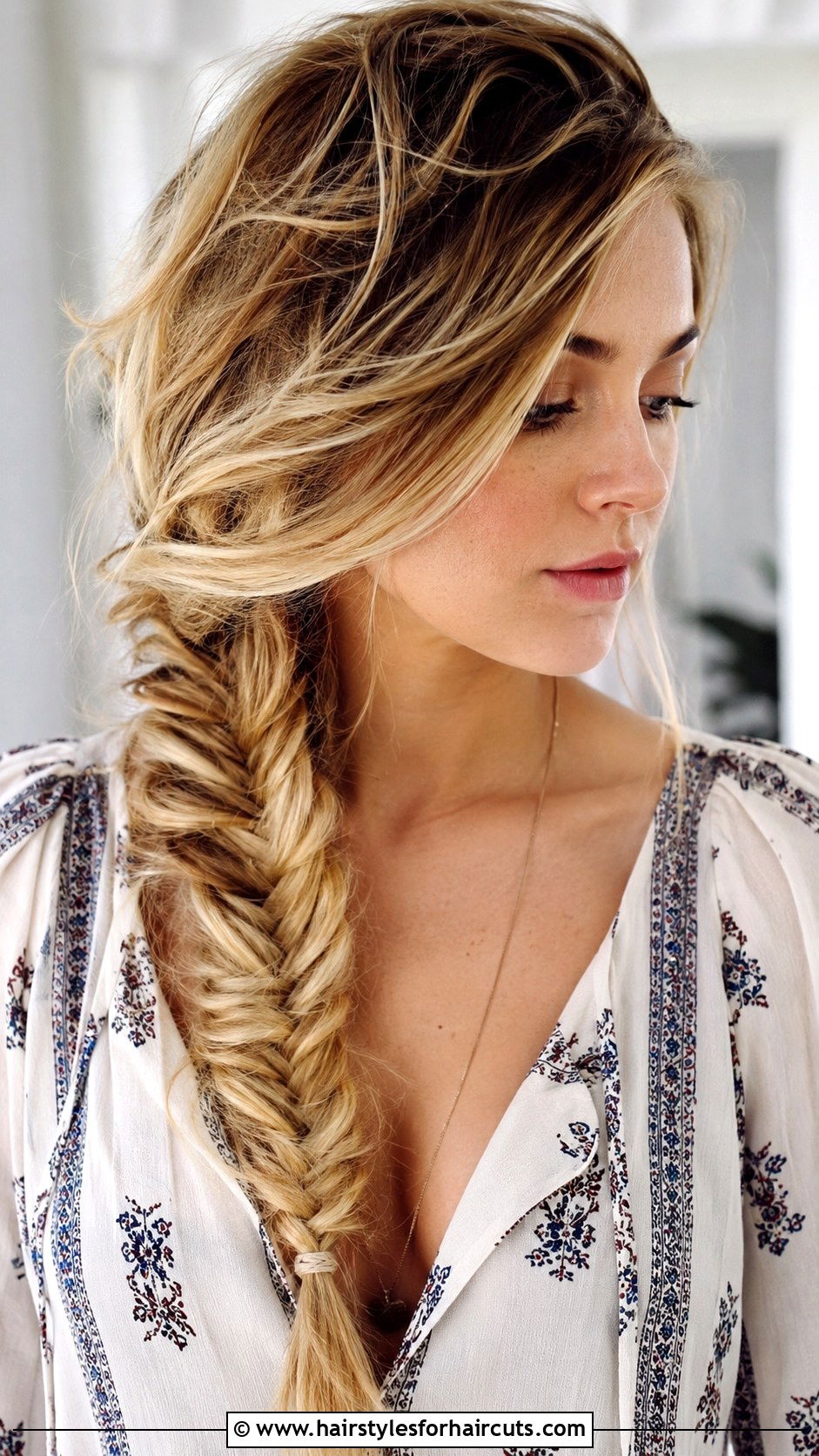 Messy Fishtail Braid - 25 messy hairstyles - 25 messy hairstyles