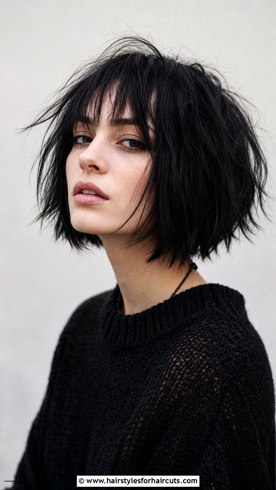 Messy Goth Textured Bob - 25 goth hairstyles for short hair - 25 goth hairstyles for short hair